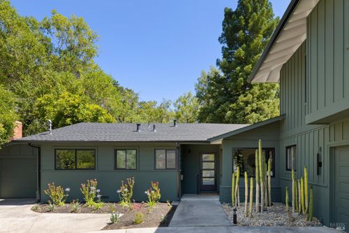 432 Calle De La Mesa, Novato, CA, 94949-5913 | Card Image