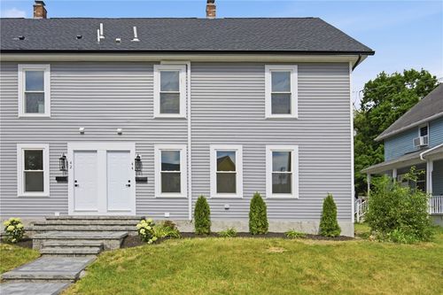 44 Park Pl, Pascoag, RI, 02859-3701 | Card Image