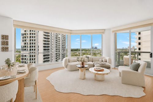 1605-21150 Point Pl, Aventura, FL, 33180 | Card Image