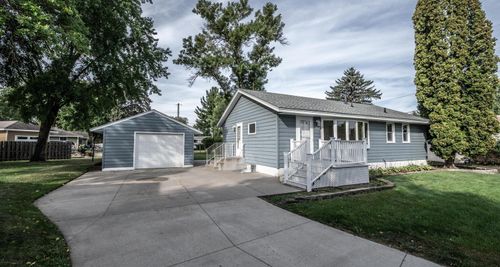 1202 Sunnyside Dr, Farmington, MN, 55024-1645 | Card Image