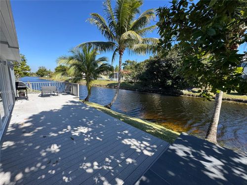 332 Nw 47th Ave, Deerfield Beach, FL, 33442-9319 | Card Image