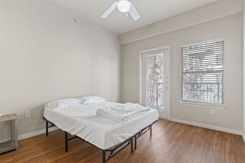 203-2515 Pearl St, Austin, TX, 78705-4545 | Card Image