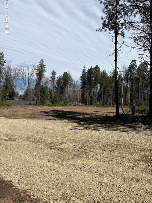 207 Davis Rd, Sagle, ID, 83860 | Card Image