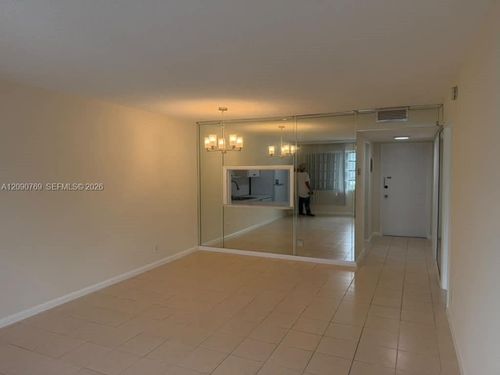 202e-330 Se 2nd St, Hallandale Beach, FL, 33009-5691 | Card Image