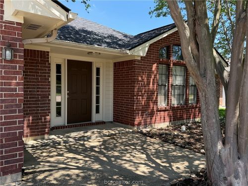 1505 Richland Ct N, College Station, TX, 77845-9362 | Card Image