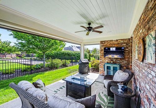 105 Petunia Ct, Nicholasville, KY, 40356-0008 | Card Image