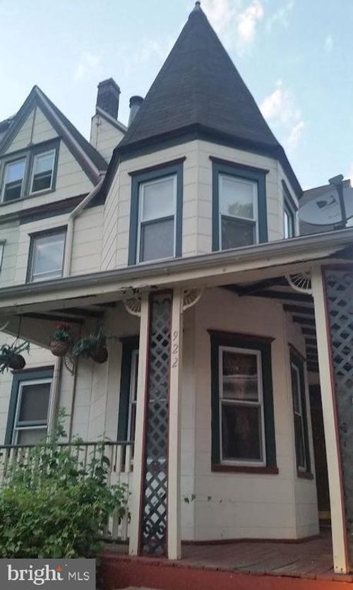 922 Carteret Ave, Trenton, NJ, 08618-5312 | Card Image