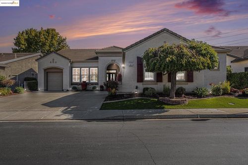 452 Tayberry Ln, Brentwood, CA, 94513-6444 | Card Image