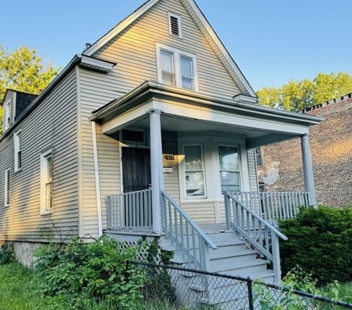 7617 S Eggleston Ave, Chicago, IL, 60620-1628 | Card Image