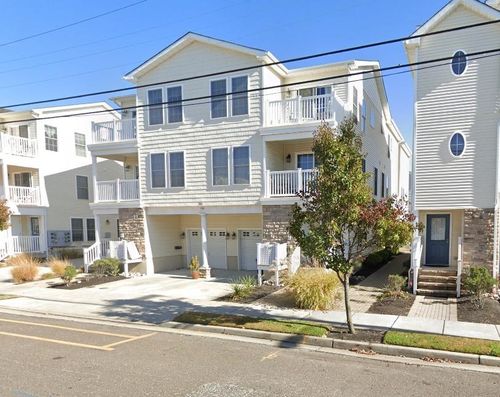 unit-203-145 E Andrews Ave, Wildwood, NJ, 08260-4568 | Card Image