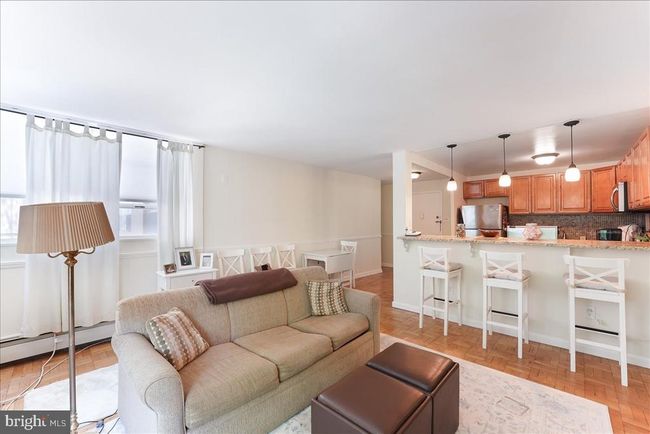 121 - 1030 E Lancaster Ave, Condo with 2 bedrooms, 1 bathrooms and null parking in BRYN MAWR PA | Image 6