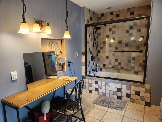 2nd floor bathroom | Image 31
