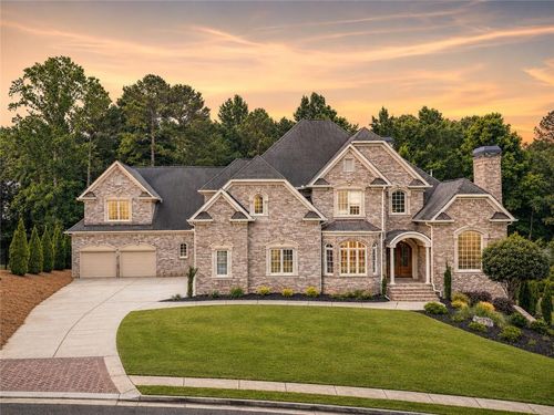207 Gold Leaf Ln, Canton, GA, 30114-9718 | Card Image