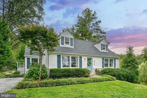 10519 Samona Ave, COCKEYSVILLE, MD, 21030-2401 | Card Image