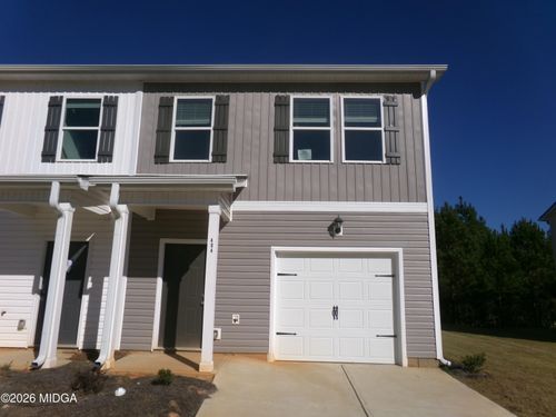 404 Oakwood Dr Nw, Milledgeville, GA, 31061-6692 | Card Image
