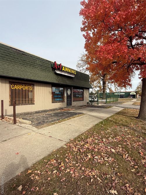 27618 Warren Rd, Westland, MI, 48185-2655 | Card Image