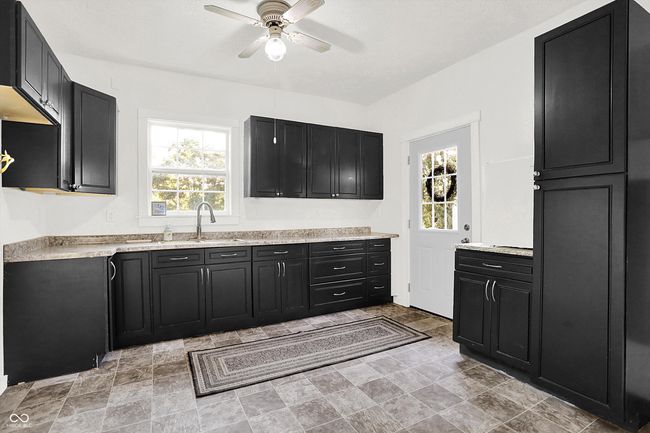 9003 N Us Highway 52, House other with 3 bedrooms, 1 bathrooms and null parking in Colfax IN | Image 12