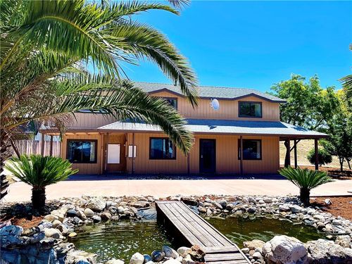 3660 E Highway 41, Templeton, CA, 93465-8478 | Card Image