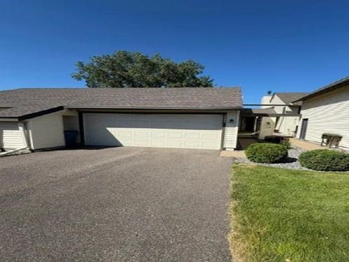 3584 Brookdale Dr N, Brooklyn Park, MN, 55443-2888 | Card Image