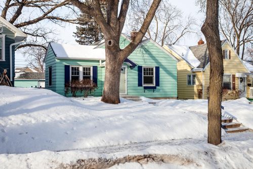 4504 29th Ave S, Minneapolis, MN, 55406-3727 | Card Image