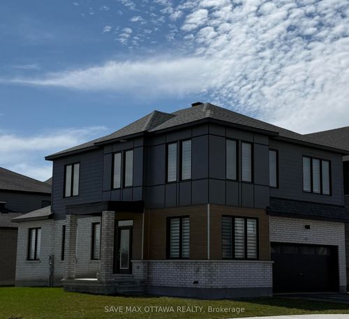 207 Conservancy Dr, Nepean, ON, K2J7M5 | Card Image