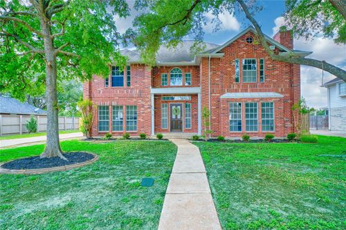 619 Green Belt Dr, Sugar Land, TX, 77498-2686 | Card Image