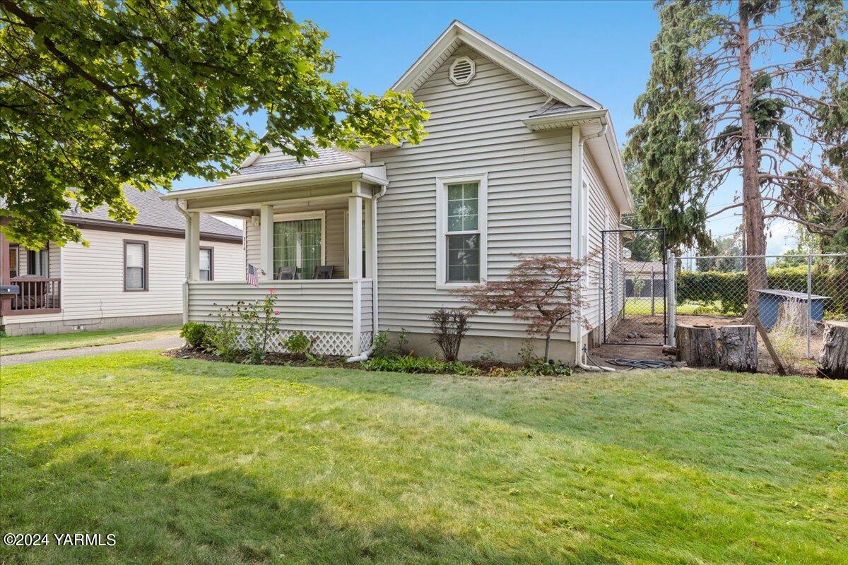 4th St, Yakima, WA 98901