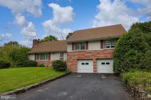 1573 Welsh Road, READING, PA, 19607 | Card Image