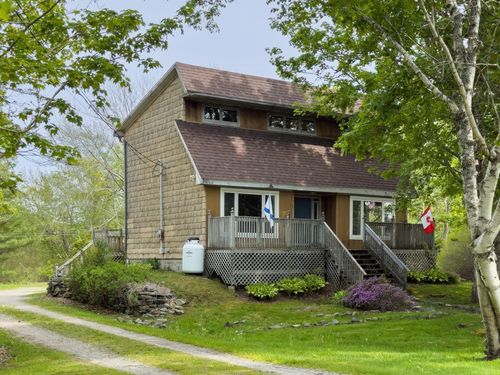 9333 Highway 3, Pleasant Lake, NS, B5A5J9 | Card Image
