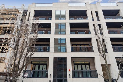 3s-232 S Green St, Chicago, IL, 60607-3709 | Card Image