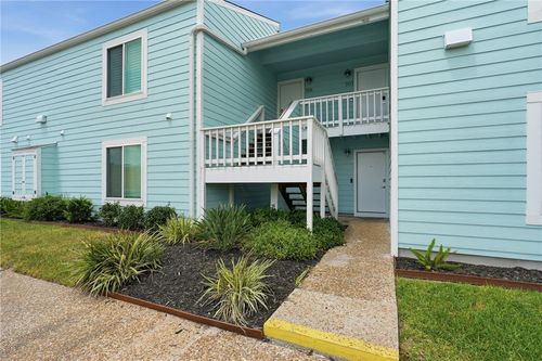 708-708 Lauderdale Dr, Rockport, TX, 78382-3746 | Card Image