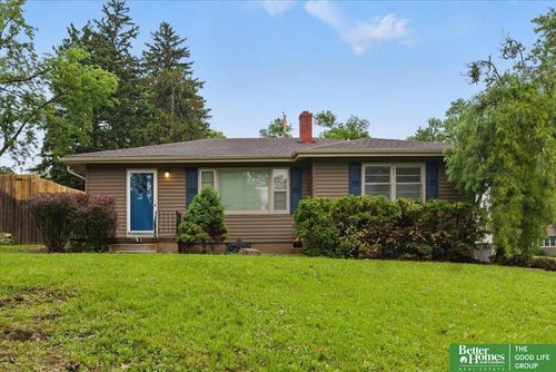 8806 Nicholas St, Omaha, NE, 68114-2740 | Card Image