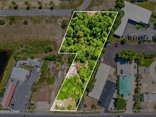 1735 Thomas Dr, Panama City Beach, FL, 32408-5804 | Card Image
