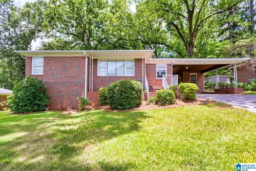 526 Zinnia Ln, BIRMINGHAM, AL, 35215-7228 | Card Image
