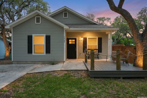 1906 Picton Ln, Rockport, TX, 78382-3440 | Card Image