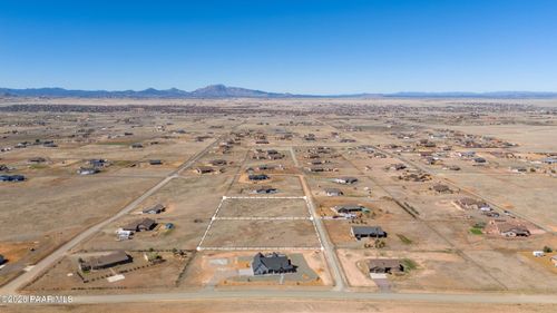 98xx E Livery Ln, Prescott Valley, AZ, 86315 | Card Image