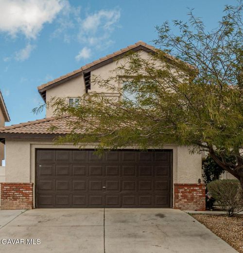 5319 Essex Dr, Palmdale, CA, 93552-5439 | Card Image