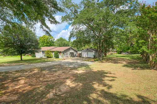 202 N Pine Lake Drive, Spartanburg, SC, 29301 | Card Image