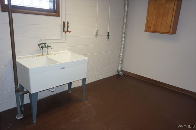 480 Lakeview Ave, House other with 3 bedrooms, 3 bathrooms and null parking in Orchard Park NY | Image 25