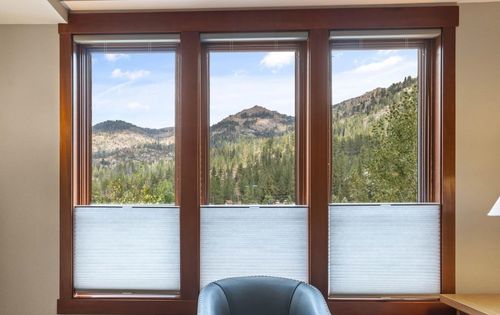 327-4-327-1850 Village South Road, Olympic Valley, CA, 96146 | Card Image