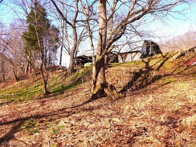 14479 Elk River Rd, House other with 2 bedrooms, 2 bathrooms and null parking in Duck WV | Image 35