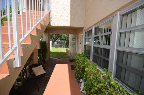 1004-1004 Twin Lakes Dr, Coral Springs, FL, 33071-5320 | Card Image