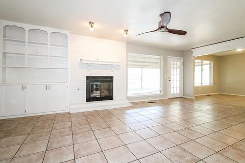 10101 Mamus Ln, Yukon, OK, 73099-7907 | Card Image