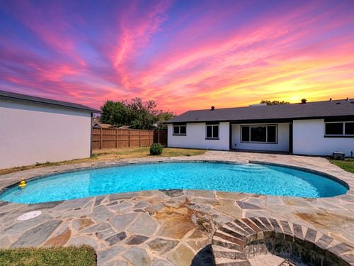 5300 Queenlily Ct, Arlington, TX, 76018-1623 | Card Image
