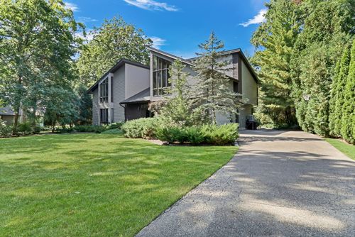 59 Cumberland Dr, Lincolnshire, IL, 60069-3111 | Card Image