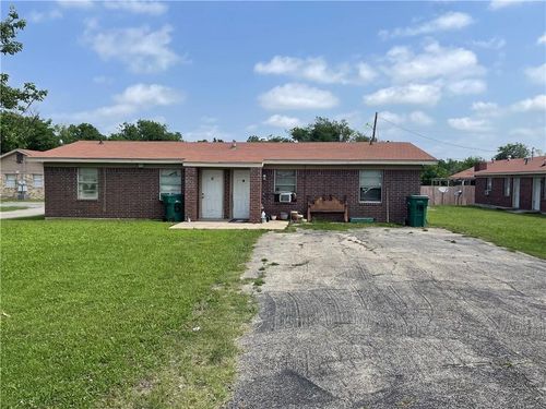 103 W Dove Ln, Harker Heights, TX, 76548-1103 | Card Image