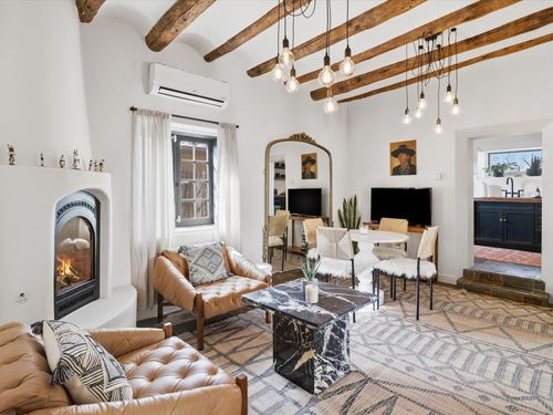 a-824 Dunlap St, Santa Fe, NM, 87501-2815 | Card Image