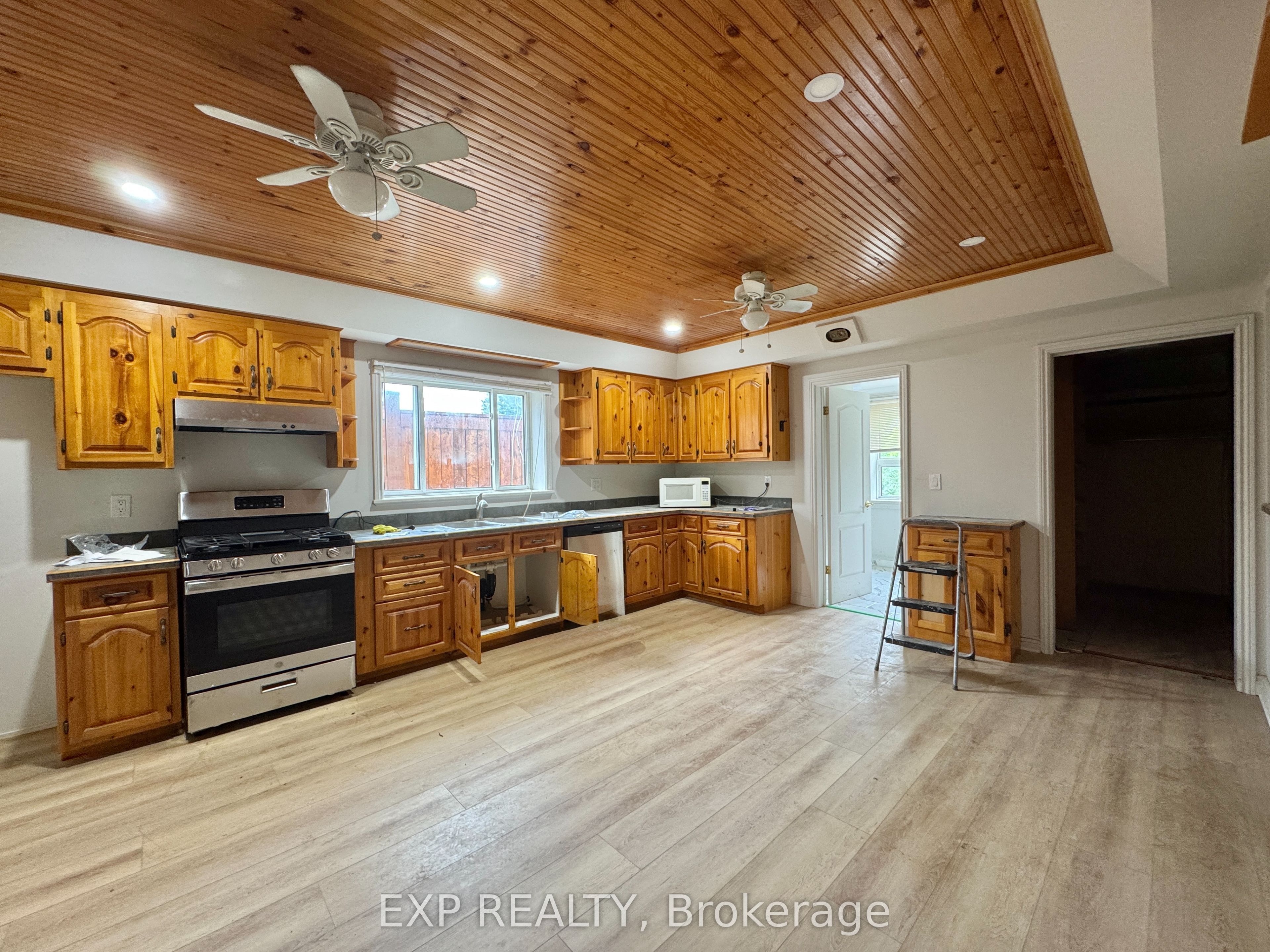 Residential Lease in Clarington 2