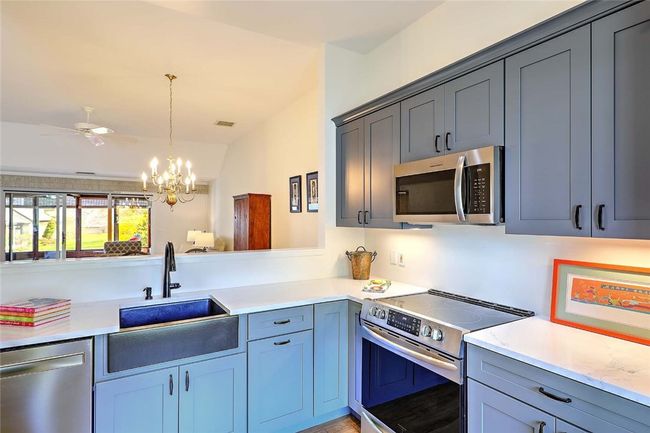 3 Pendleton Pl, Condo with 2 bedrooms, 2 bathrooms and 2 parking in Narragansett RI | Image 17