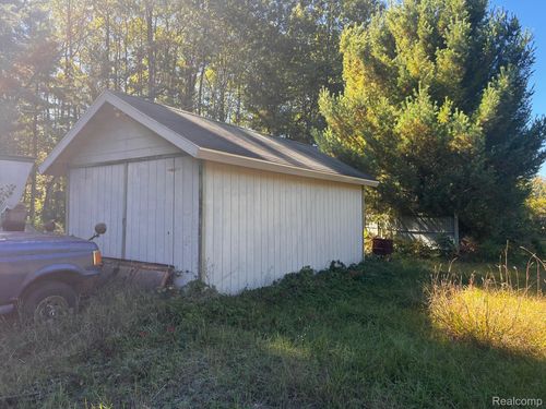 22849 Hoxeyville Rd, Wellston, MI, 49689-9768 | Card Image